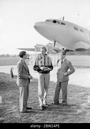 Serie speciale di Geoffrey de Havilland durante il volo di prova del prototipo DH.91 Albatross, G-AEVV, su Hatfield, settembre 1938 Foto Stock