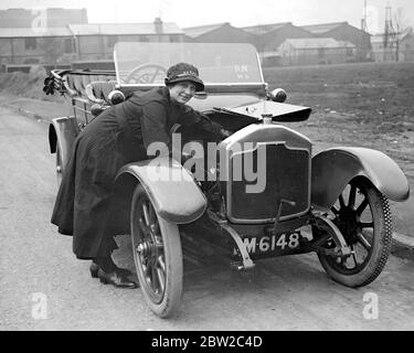 Driver di W.R.N.S. Auto. 16 marzo 1918 Foto Stock