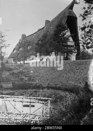 Max Schmeling a casa a Bad Saarow, Germania. Marzo 1933 Foto Stock