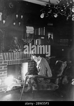 Max Schmeling a casa a Bad Saarow, Germania. Marzo 1933 Foto Stock