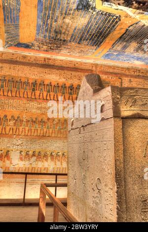 Sarcofago nella camera di sepoltura, Tomba di Ramses IV, KV2, Valle dei Re, Sito Patrimonio dell'Umanità dell'UNESCO, Luxor, Egitto Foto Stock