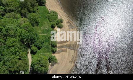 Vista aerea del giacimento di Jumbles nel nord-ovest dell'Inghilterra, dove i livelli dell'acqua sono diminuiti questo mese. Foto Stock