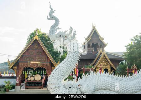 Il Wat Phra non o Wat Chetawan nella città di Chiang Rai nel nord della Thailandia. Thailandia, Chiang Rai, novembre 2019 Foto Stock