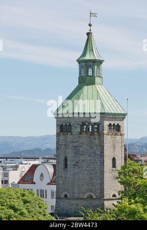 La torre Valberg si affaccia sulla città di Stavanger in Norvegia. Foto Stock