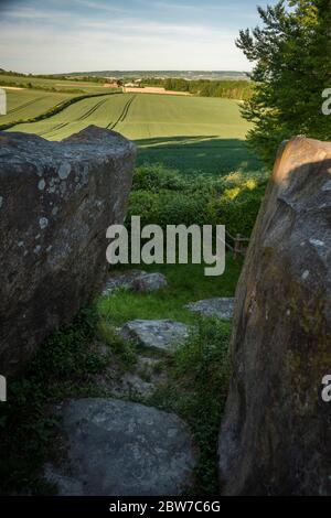 Barrum Neolitico lungo Barrow vicino a Trottisfliffe, Kent, Regno Unito Foto Stock