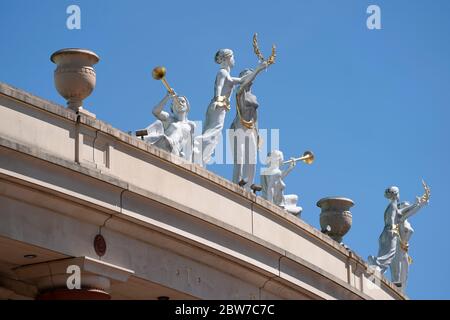 Manchester, Regno Unito. 29 maggio 2020. La foto mostra una statue presso l'INTU Trafford Centre di Manchester che ha rilasciato dettagli su come sarà saf Foto Stock