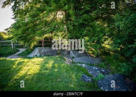 Barrum Neolitico lungo Barrow vicino a Trottisfliffe, Kent, Regno Unito Foto Stock