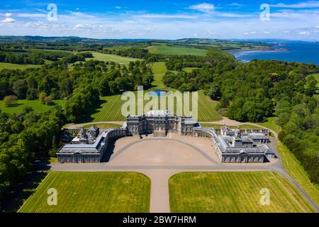 Vista aerea di Hopetoun House vicino Queensferry Sud a Lothian Ovest, Scozia, Regno Unito Foto Stock