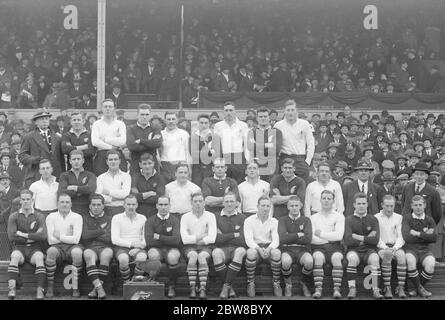 Tutti i neri contro il team di assistenza combinato a Twickenham il team combinato 13 dicembre 1925 Foto Stock