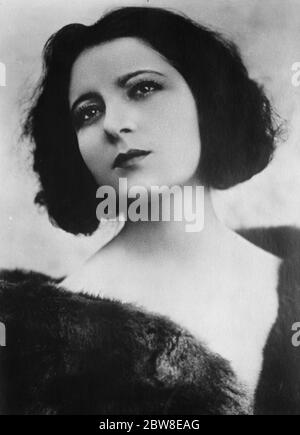 Mlle Raquel Meller . Il famoso cantante . 10 dicembre 1927 Foto Stock