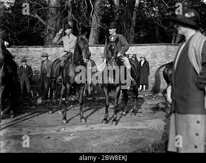 Il Duca di York va a caccia . Incontro del Pytchley a Welton . 2 novembre 1928 Foto Stock