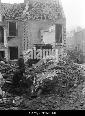 Air raid su Kings Lynn . Una casa di abitazione danneggiata dopo il raid . 19 gennaio 1915 Foto Stock