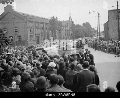 La processione funebre del sig. Frank Clark . 1938 Foto Stock