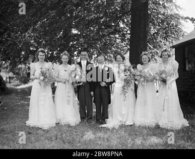 Il matrimonio di C J peso e M Mutton . La festa di nozze . 1938 Foto Stock