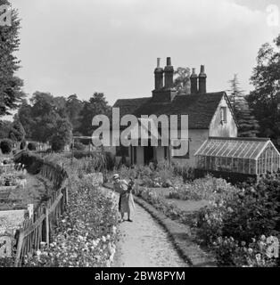 Cottage di 300 anni a Foots Cray . 1936 Foto Stock