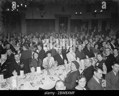 The Blackfen and Lamorbey British Legion Dinner , Londra . 1939 Foto Stock