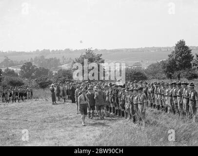 Ispezione Kent Scouts in preparazione del 5° World Scout Jamboree in Olanda che si svolge più tardi nel corso dell'anno . 6 giugno 1937 Foto Stock