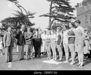 L'associazione di tennis del nord Kent alla casa padronale del castello di Lullingstone in Kent . 1937 Foto Stock