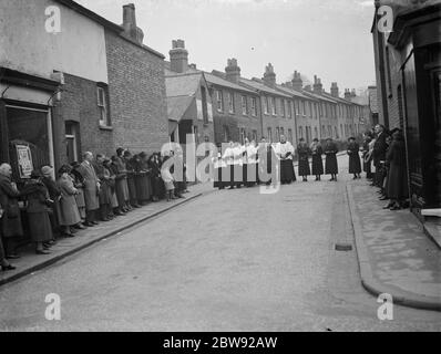 Il servizio aperto - aria Venerdì Santo a Chislehurst , Kent . 1938 Foto Stock