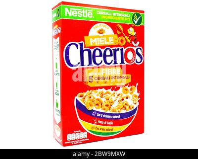 Cheerios, 5 cereali con miele prodotto da Nestlé Foto Stock