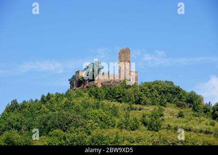 Forte in cima alla collina a Saint Cere nel dipartimento Lot nel sud-ovest della Francia Foto Stock