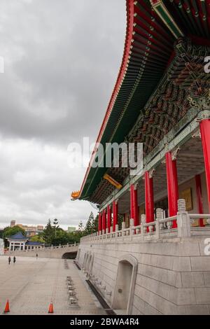 TAIPEI, TAIWAN - Gen 2020 - Sala concerti Nazionale situata nel distretto di Zhongzheng. La sala concerti nazionale ospita un flusso di eventi locali e inte Foto Stock