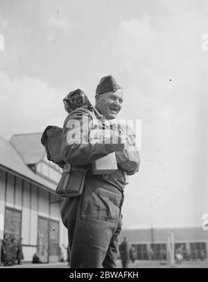 Deposito di AMPS (Auxillary Military Pioneer Corps) a Clacton . 17 aprile 1940 Foto Stock