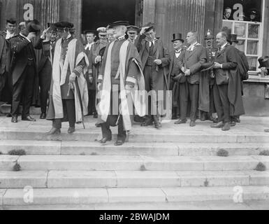 Laurea onoraria all'Ammiraglio di Cambridge Sims e al Principe di Galles 29 ottobre 1920 Foto Stock