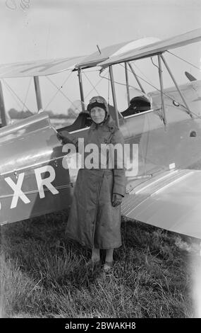 La gilda di piloti aerei e navigatori esibire a Brooklands la Duchessa di Bedford 1933 Foto Stock