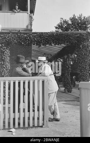 A Gatwick, il signor J H Thomas 9 settembre 1933 Foto Stock