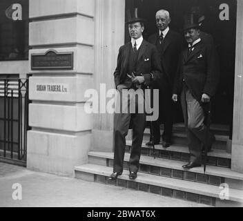 Principe della corona di Svezia Gustav Adolf apre gli uffici delle nuove Camere di Commercio svedesi 12 ottobre 1921 Foto Stock