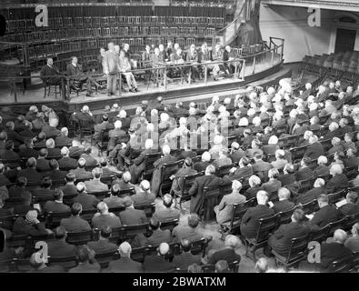 La scena nella Sala Centrale , Westminster , durante la riunione Buchmanita , alla quale hanno partecipato i membri di tutte le confessioni religiose il 17 ottobre 1933 Foto Stock