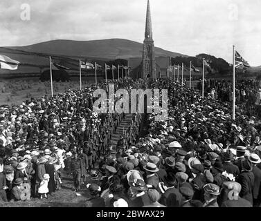 Una scena durante le riprese di ' The Manxman' , una storia di amore stella-attraversato sull' Isola di Man . Regia di George Loane Tucker e con Elisabeth Risdon . 1916 Foto Stock