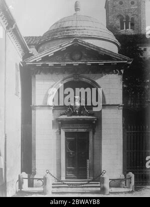 Ravenna, dove è sepolto Dante, celebra il sesto centenario della morte del poeta, 13 settembre 1921 Foto Stock