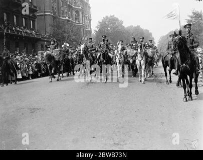 La Grande vittoria di oggi . La band della i vita guardie in la vittoria marzo . 19 luglio 1919 Foto Stock