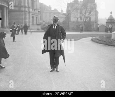 Primo discorso del Governatore Generale d'Irlanda ad entrambe le case a Dublino . Arrivo di Lord Glenavy . E' stato eletto presidente del Senato. 13 dicembre 1922 Foto Stock