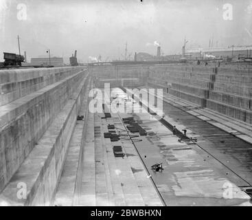 Nuovo molo londinesi in corso di costruzione vicino a North Woolwich , 2 aprile 1919 Foto Stock