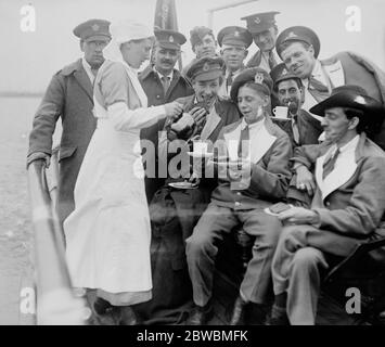 Primo viaggio fluviale della stagione per feriti 3 giugno 1918 Foto Stock