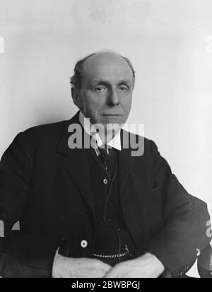 Nuovo studio di Lord Robert Cecil , Cancelliere del Ducato di Lancaster . 27 febbraio 1925 Foto Stock