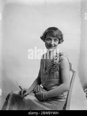 Crusade Ball all'Hyde Park Hotel . Sig.ra Dorothy Dickson ( Peter Pan ). 28 gennaio 1926 Foto Stock