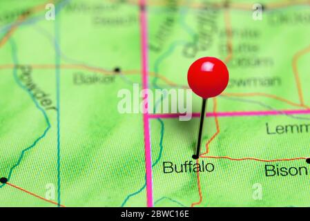 Buffalo è stato puntato su una mappa del South Dakota, USA Foto Stock