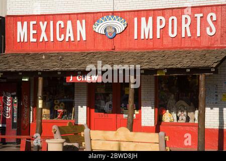 Negozio di importazioni messicane nella città vecchia, Scottsdale, Phoenix, Arizona, Stati Uniti Foto Stock