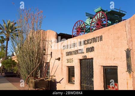 Caualliere Blacksmith nella città vecchia, Scottsdale, Phoenix, Arizona, Stati Uniti Foto Stock