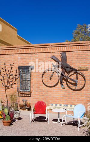 Negozio di antiquariato, Tubac, regione di Greater Tucson, Arizona, Stati Uniti Foto Stock