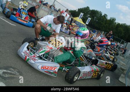 Oliver Oakes, il direttore del team di F1 di Alpine, durante la sua carriera di kart. Foto Stock