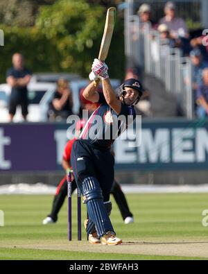 CHESTER LE STREET, INGHILTERRA - David Willey of Northants batte durante la partita Nat West T20 Blast North Division tra Durham e Northamptonshire presso l'Emirates Riverside, Chester le Street venerdì 24 luglio 2014 (Credit: Mark Fletcher | MI News) Foto Stock