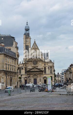 Chiesa di Santo Stefano sul Monte di Parigi. Tempio cattolico vicino al Pantheon, nella capitale della Francia. Foto Stock