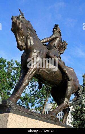Sulla statua del War Trail, Civic Center Park, Denver, Colorado, USA Foto Stock