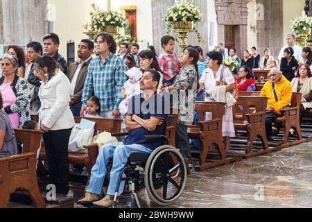 Città del Messico,DF México,Distretto Federale,Centro storico,Zocalo,Cattedrale Metropolitana,Sagrario Metropolitano,interno,servizio, Foto Stock