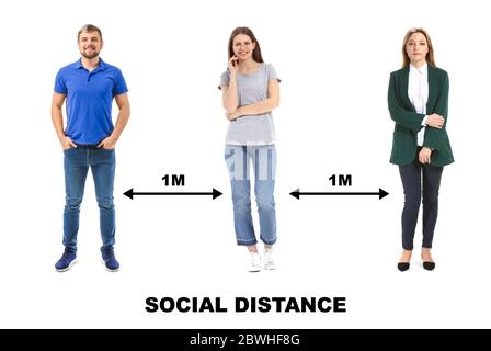 Gruppo di persone diverse su sfondo bianco. Concetto di epidemia Foto Stock